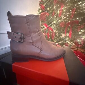 Stylish Brown Ankle Boots with Buckle Detail